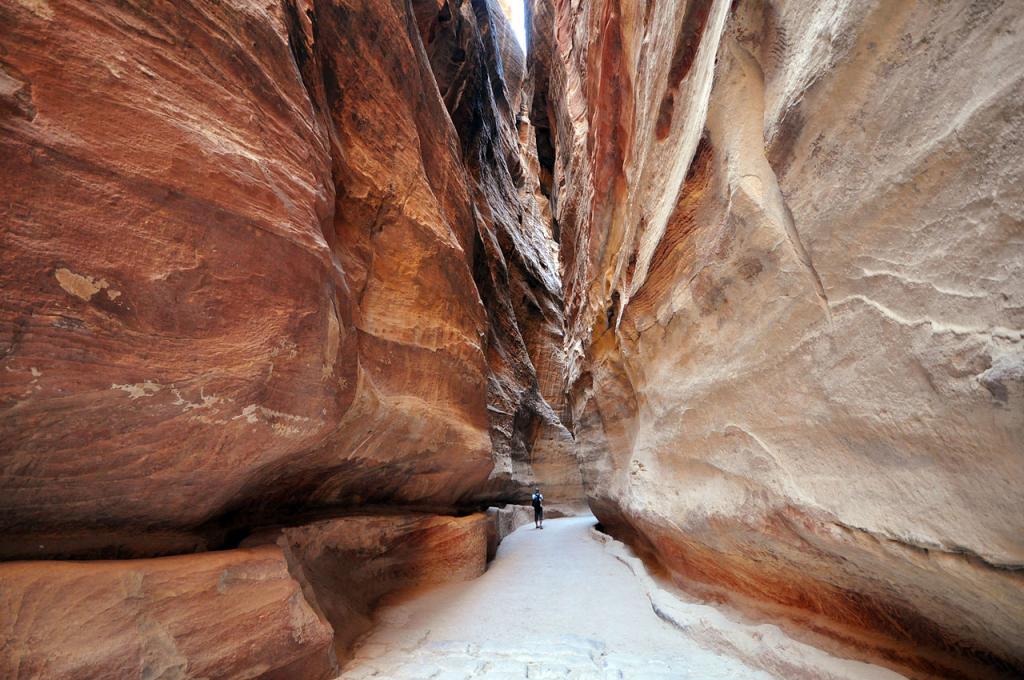 Travel Bucket List The Art of Travel Petra Passage