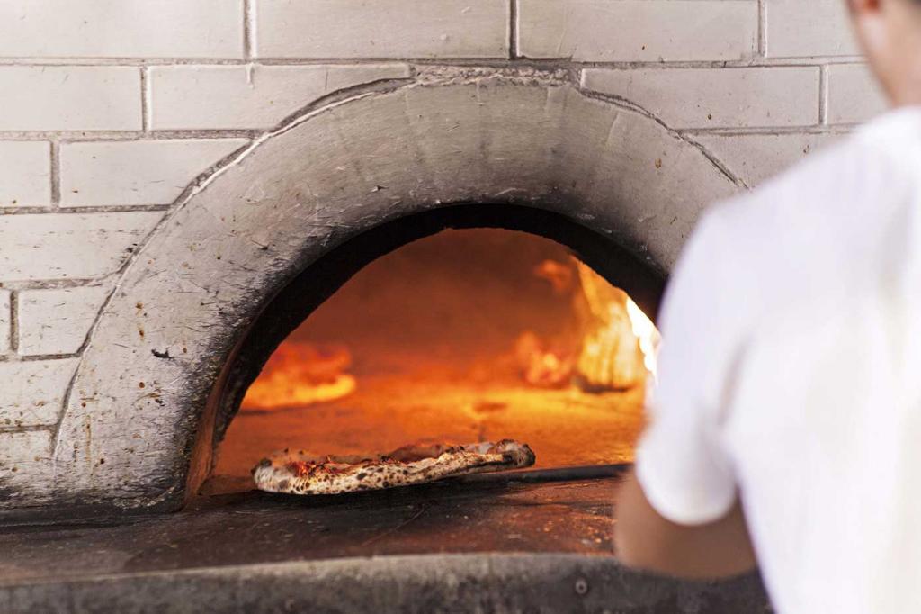 Five restaurants in Rome The Art of Travel Gusto Pizzeria Oven Pizza