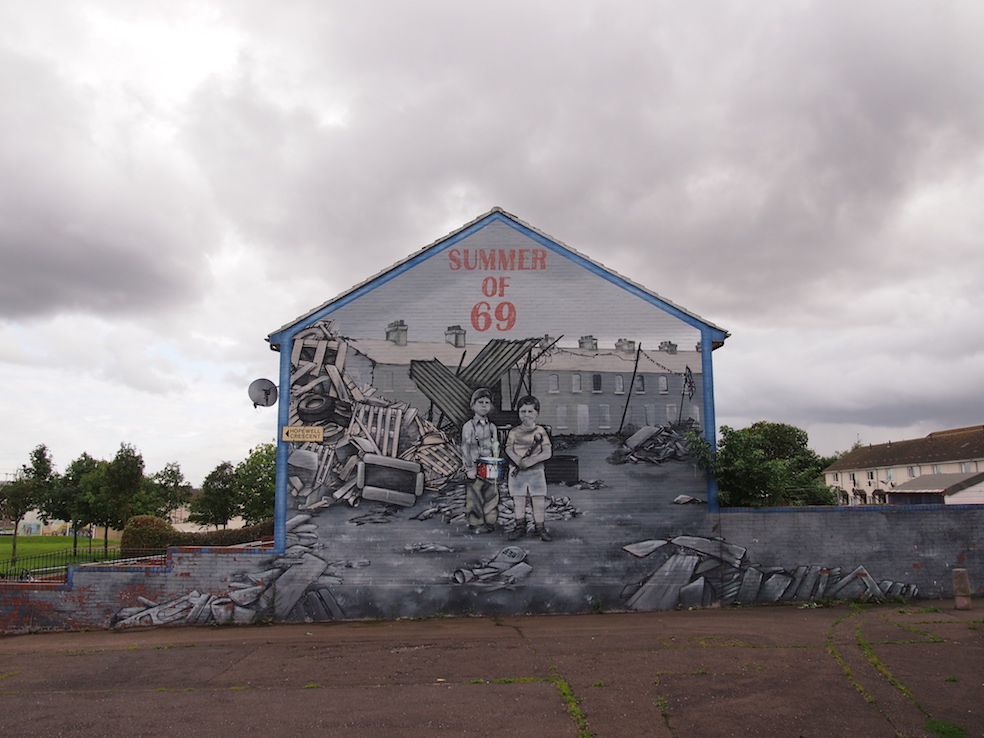 24 hours in Belfast The Art of Travel Blackcab Tour Mural