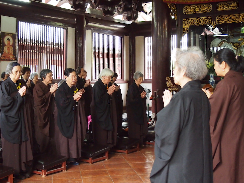 Guangzhou City Guide The Art of Travel Guangxiao temple Chant Buddhism
